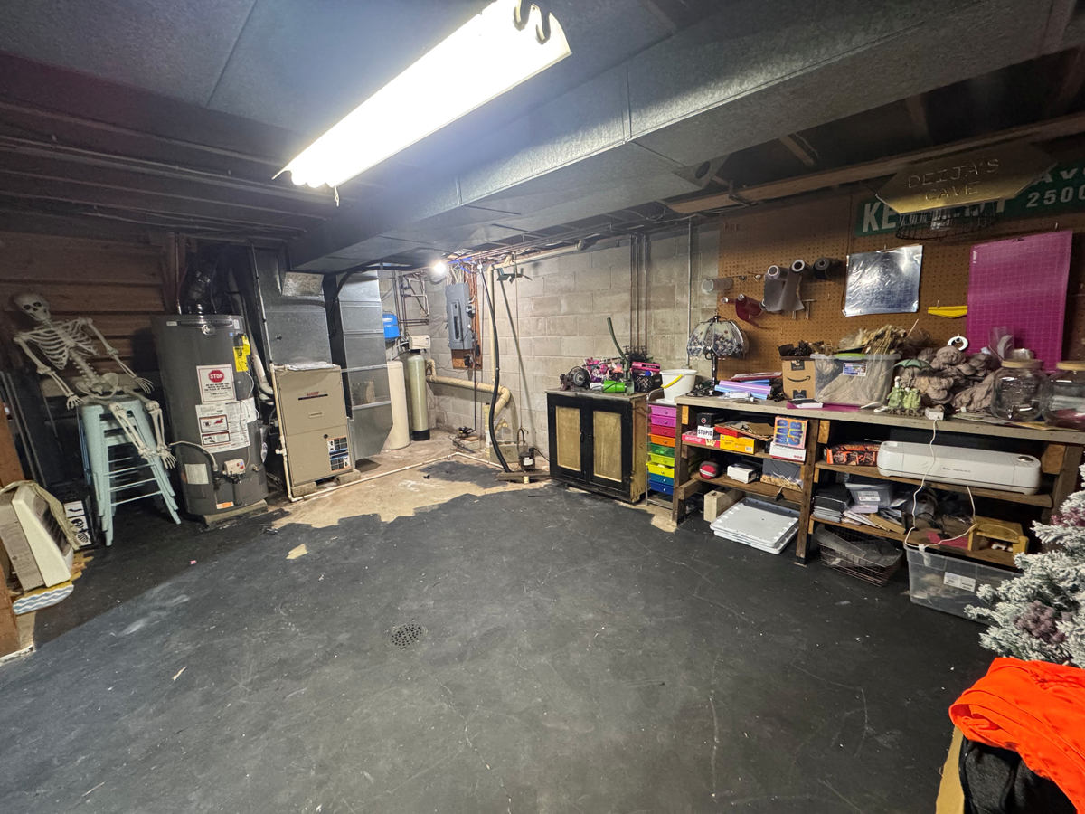 basement2.jpg
